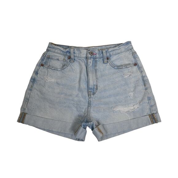 American Eagle Womens 2 Light Wash Cuffed Mom Jean Short - Picture 2 of 11